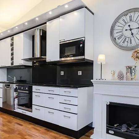 Modern Flat In The Citycenter *